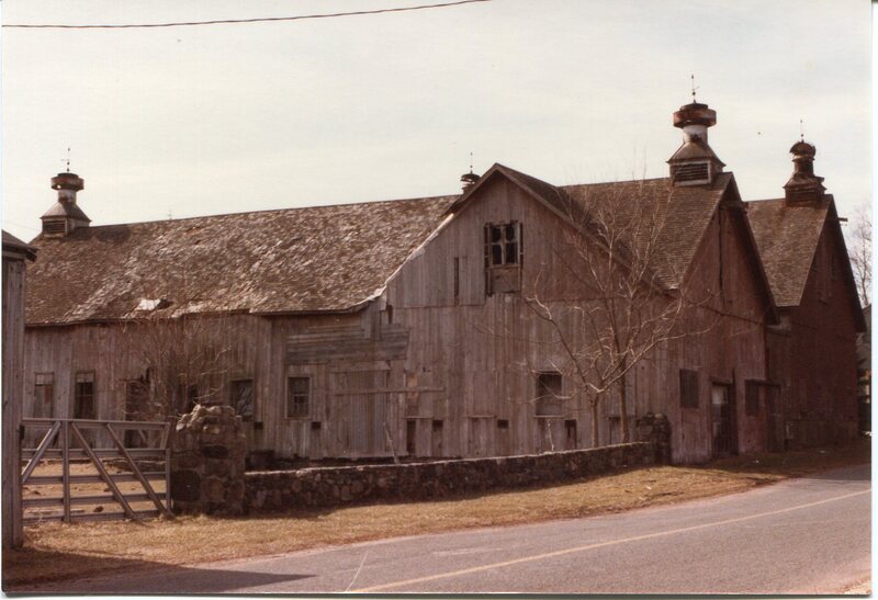Rollwood Farm barn