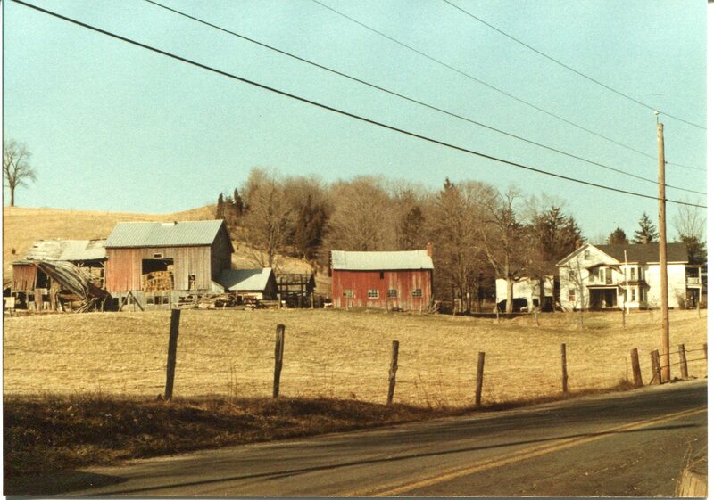 3654 Durham Rd. house and barns, March 19, 1985