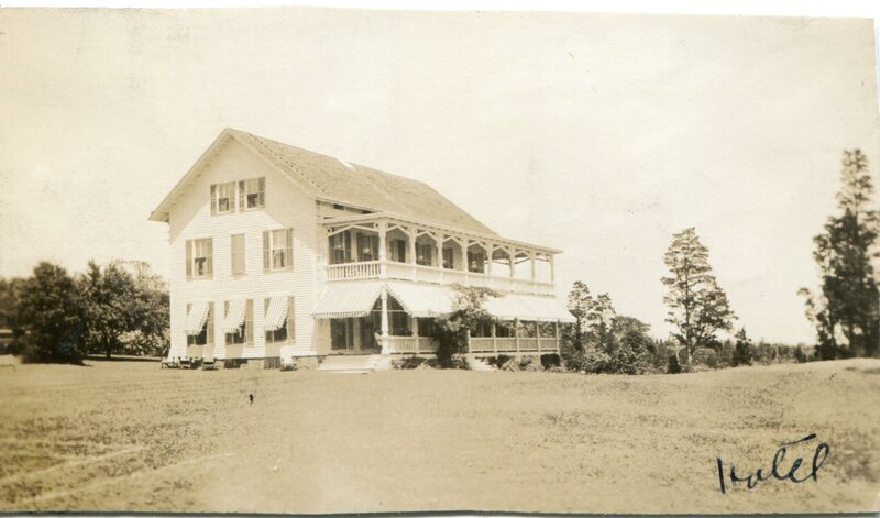 Sachem's Head Hotel Postcard
