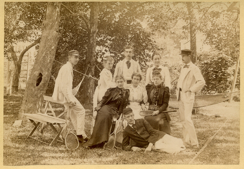 Tennis Club