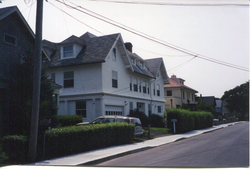 Anchorage house 80 Prospect Avenue (viewed from the street)
