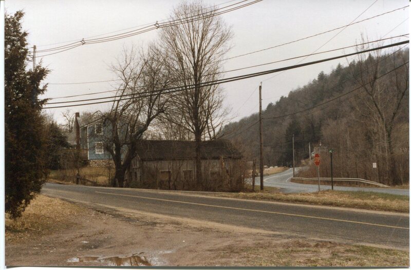 Barn on Route 77