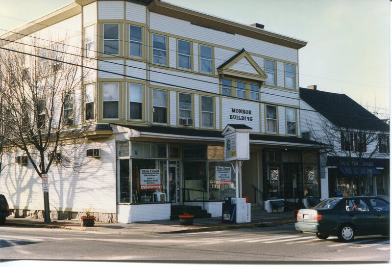 Douden's Drugstore in the Monroe Building at 89 Whitfield St. just after it closed November 1996.