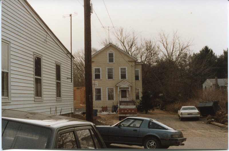 35 Boston Street house, near south end of Guilford Green, 1989