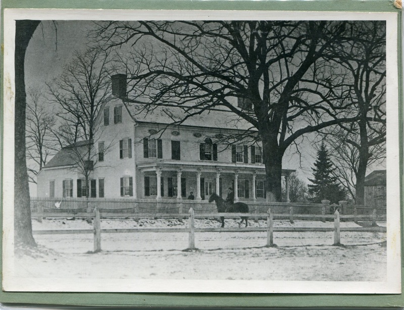33 Whitfield Street between 1865 and 1922